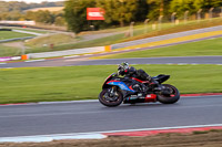 brands-hatch-photographs;brands-no-limits-trackday;cadwell-trackday-photographs;enduro-digital-images;event-digital-images;eventdigitalimages;no-limits-trackdays;peter-wileman-photography;racing-digital-images;trackday-digital-images;trackday-photos